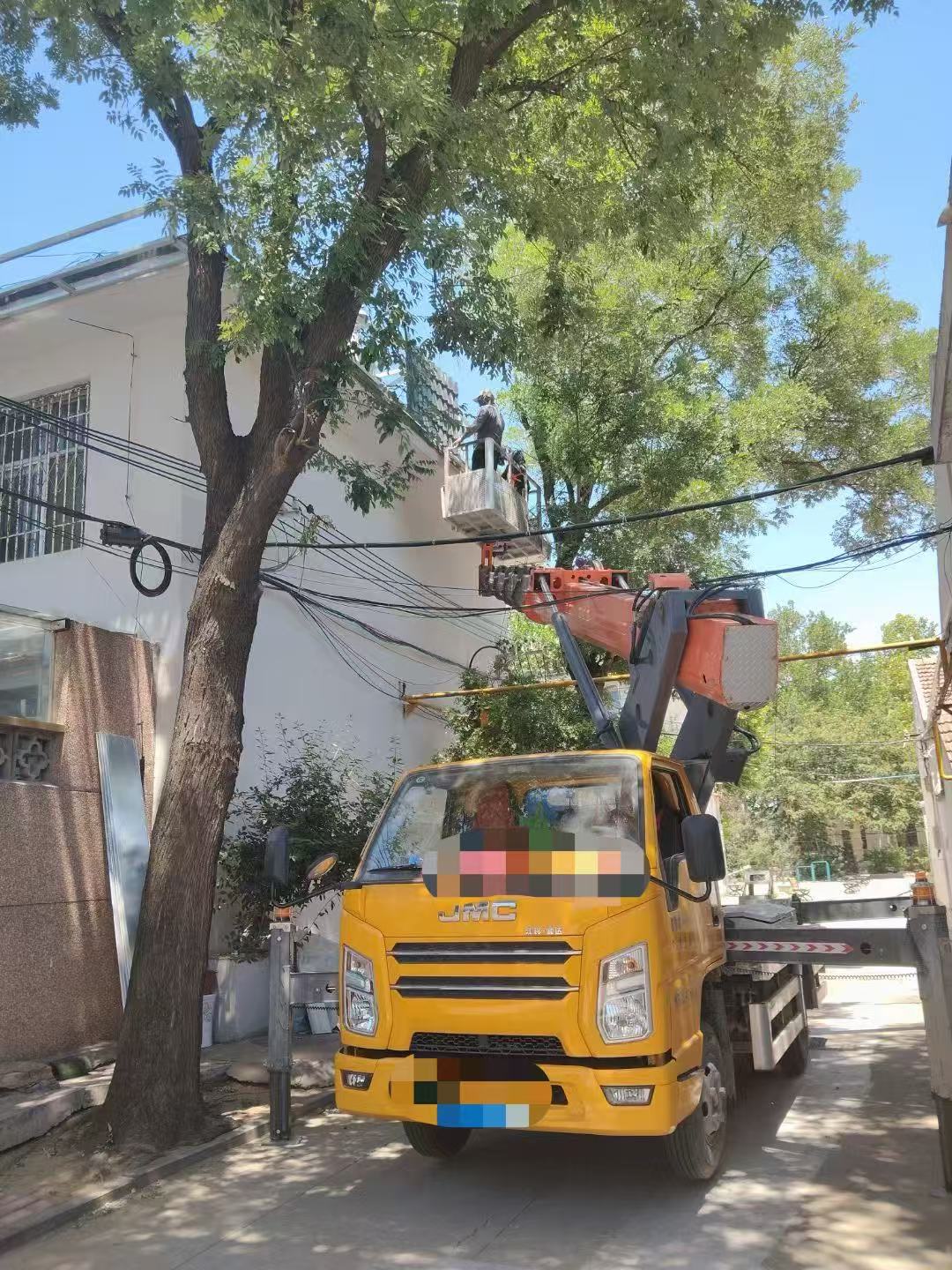 大荔县高空作业车能吊装重物吗？最大承载多少公斤？