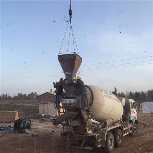 大荔县“精准瞄准”—— 吊车的 “定位导航” 技术